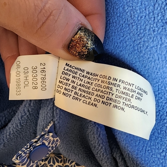 NWT Gap Kids Down Puffer Coat. Blue white floral. Size XL (12). - Picture 14 of 15